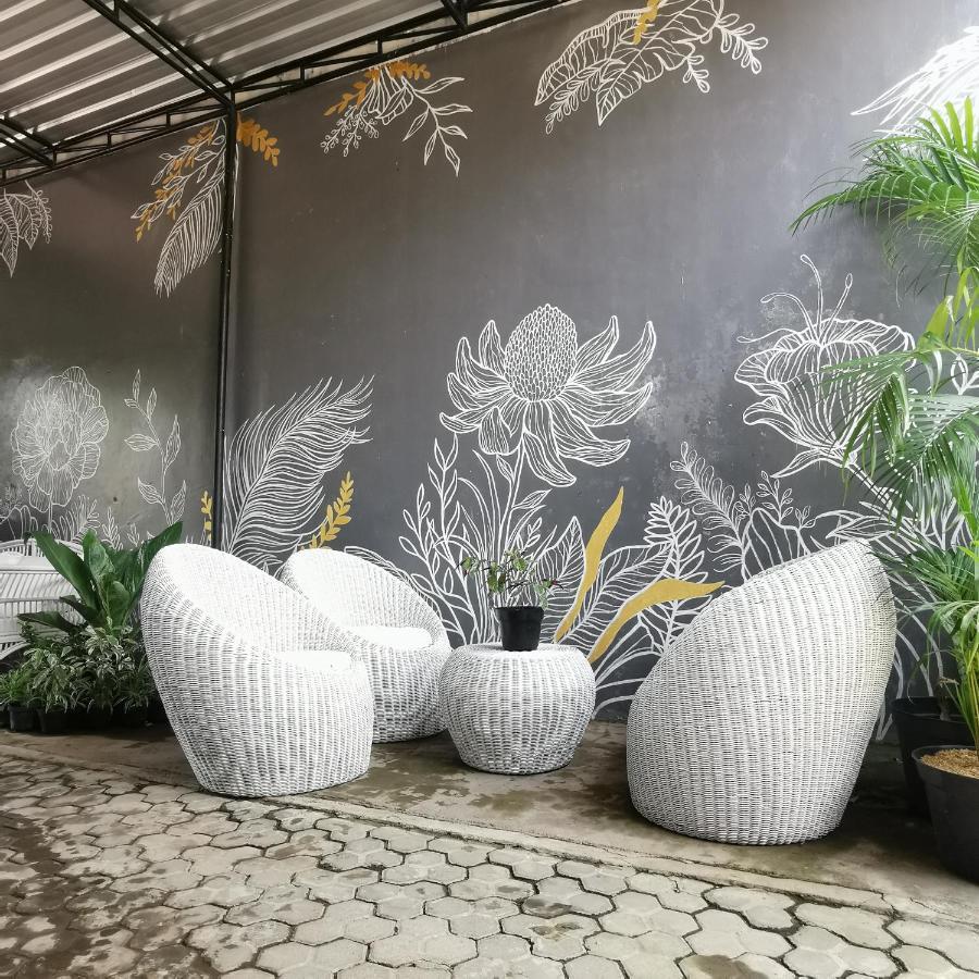 Snooze Ijen Hostel Banyuwangi  Kültér fotó